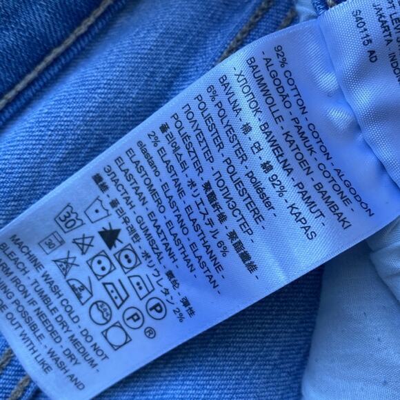 LEVIS 721 High Rise Skinny Jean Womens Sz 31 Distressed Light Wash Classic - Picture 4 of 8